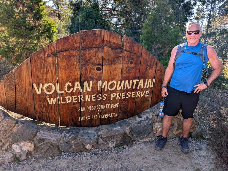 Volcan mountain 6 pack challenge